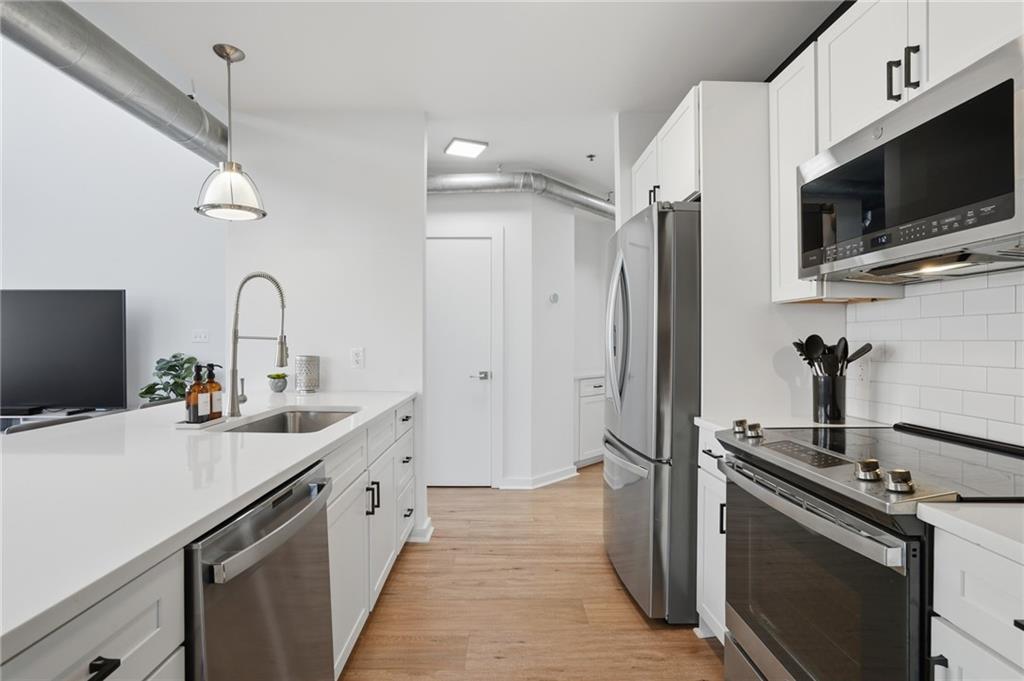 260 18th Street NW Unit 10211