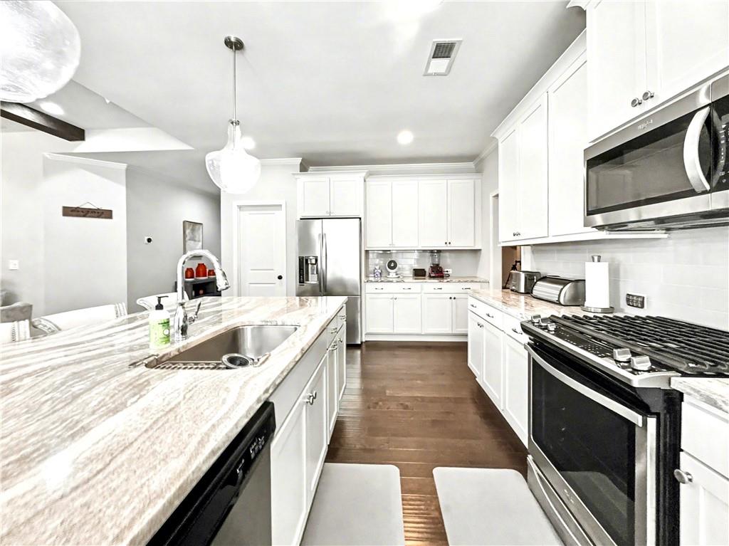 420 Manor Ridge View