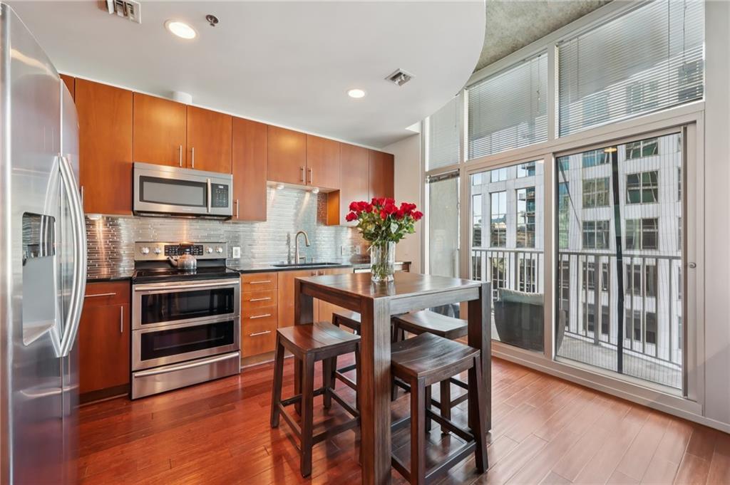 943 Peachtree Street NE Unit 705