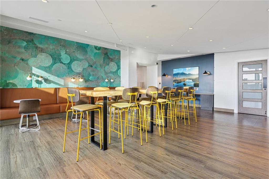 943 Peachtree Street NE Unit 705