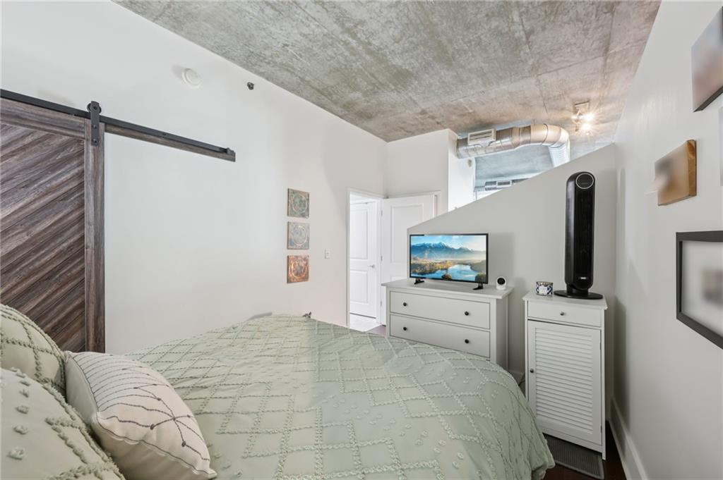 943 Peachtree Street NE Unit 705