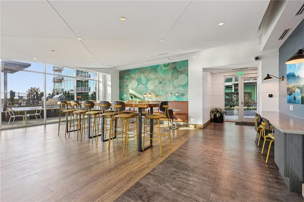 943 Peachtree Street NE Unit 705