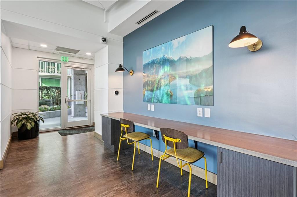 943 Peachtree Street NE Unit 705