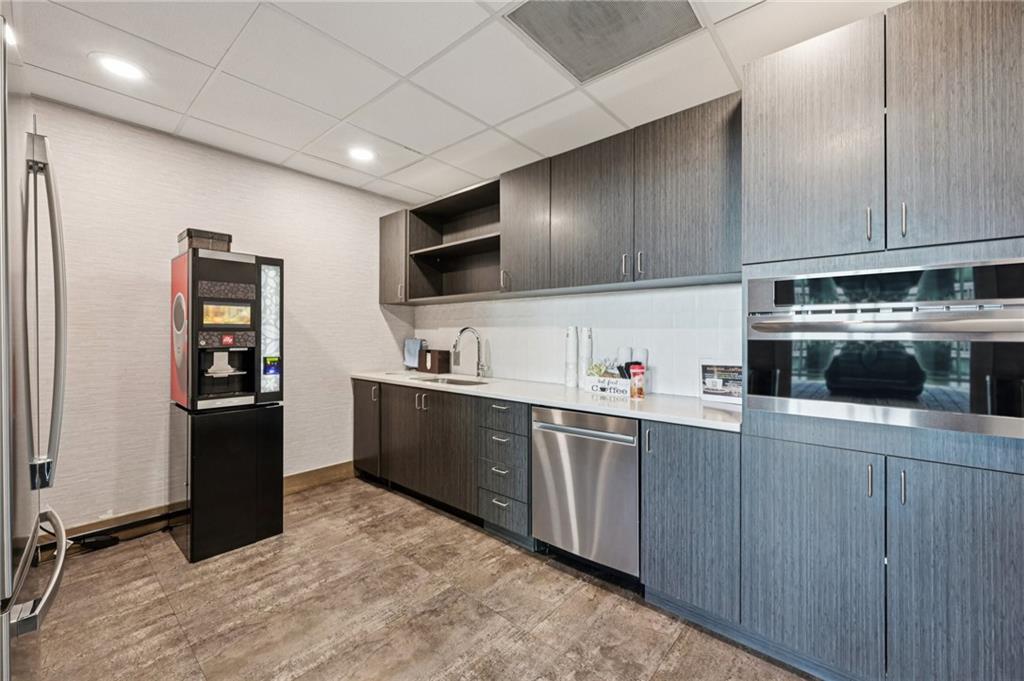 943 Peachtree Street NE Unit 705