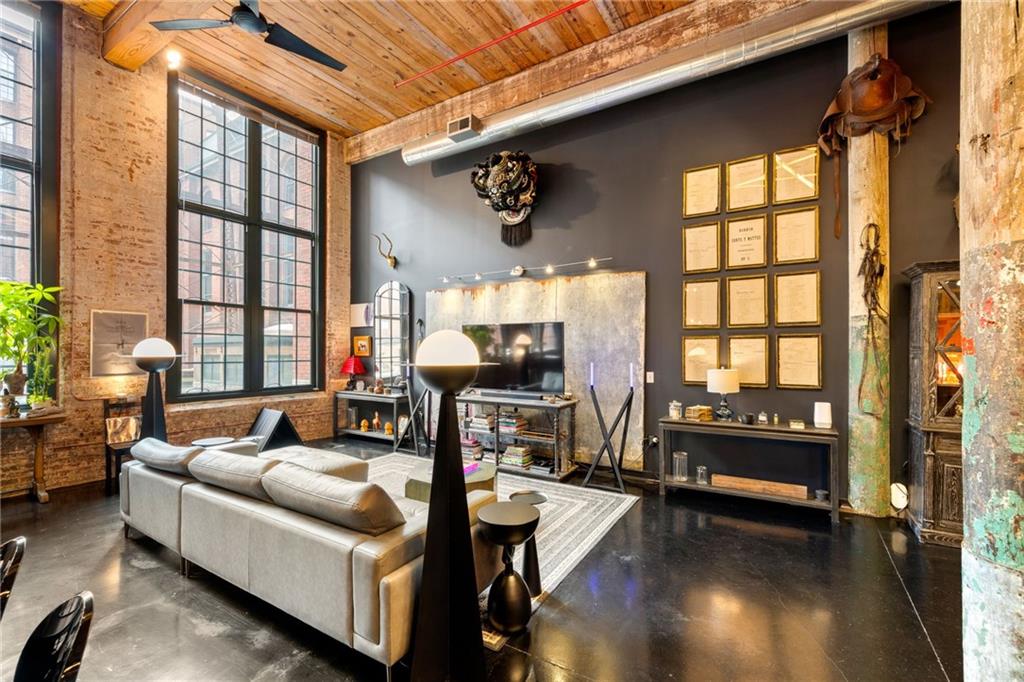 170 Boulevard SE Unit E112