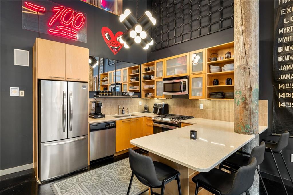 170 Boulevard SE Unit E112