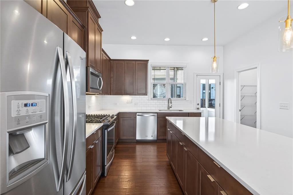 1752 Morningtide Lane NE