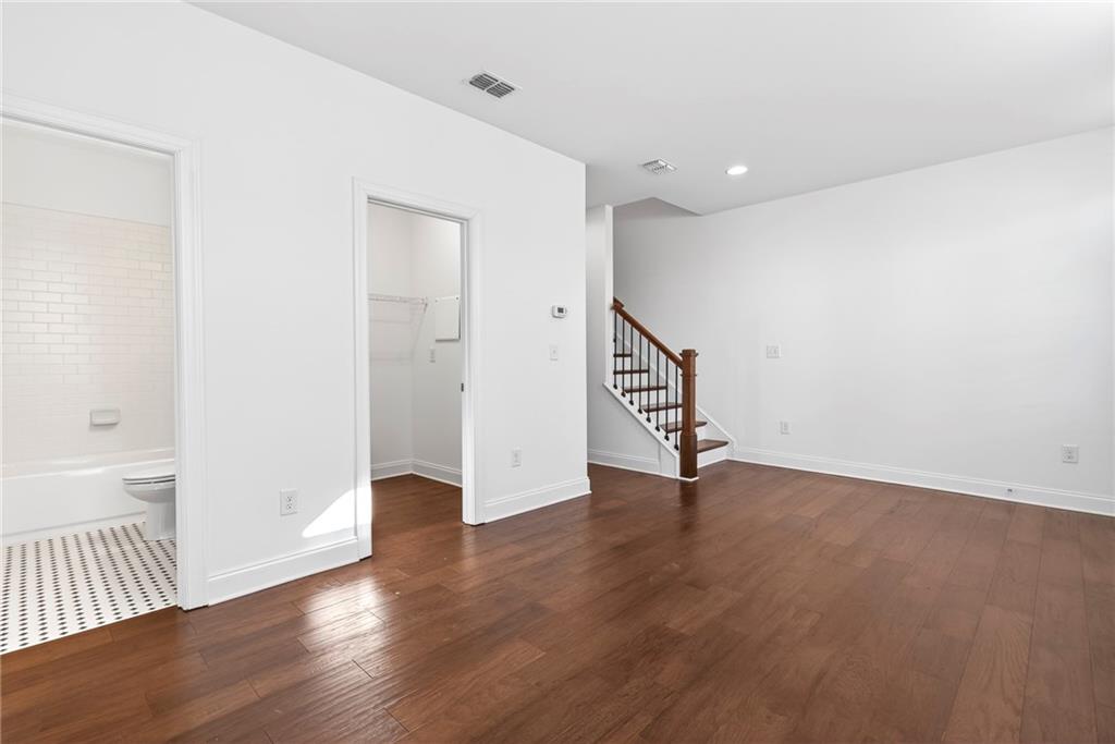 1752 Morningtide Lane NE