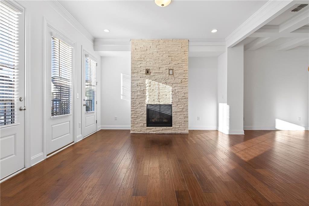 1752 Morningtide Lane NE