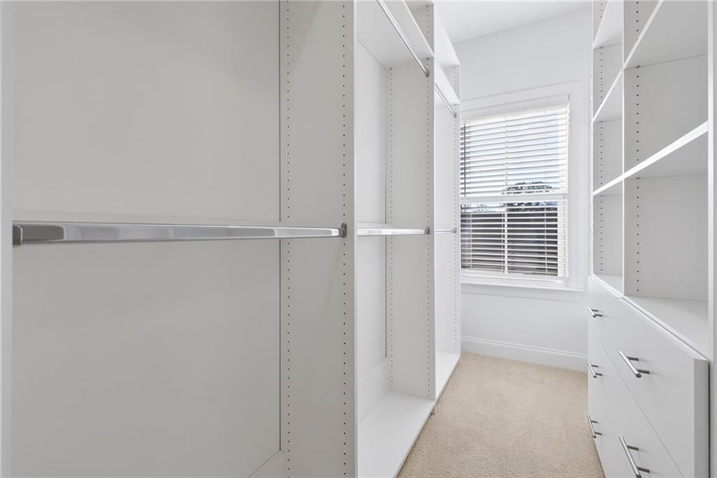 1752 Morningtide Lane NE