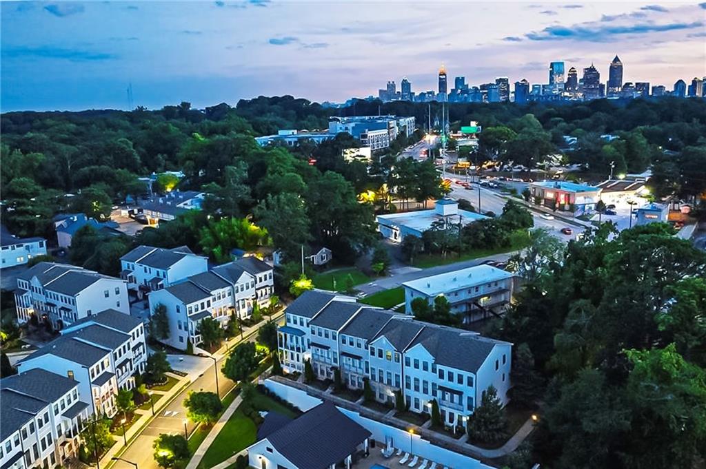 1752 Morningtide Lane NE