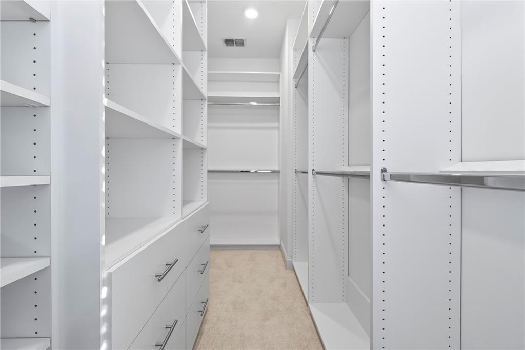 1752 Morningtide Lane NE