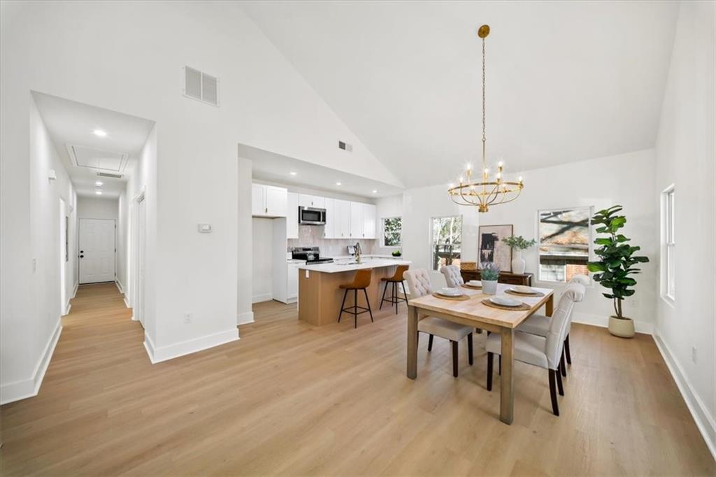 1523 Melrose Drive SW