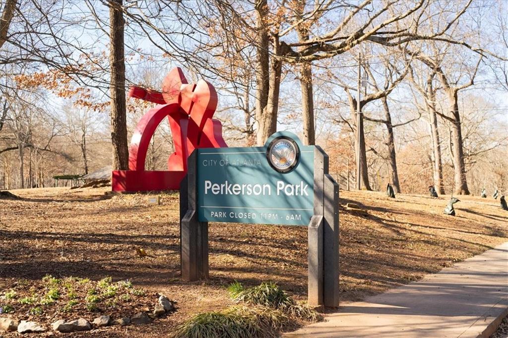 1523 Melrose Drive SW