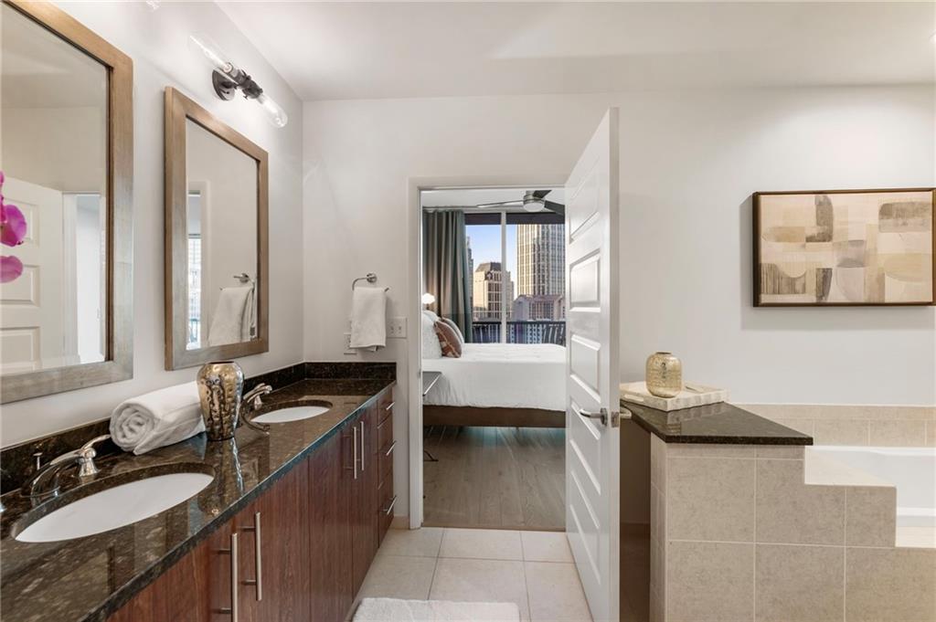 1080 Peachtree Street NE Unit 1102