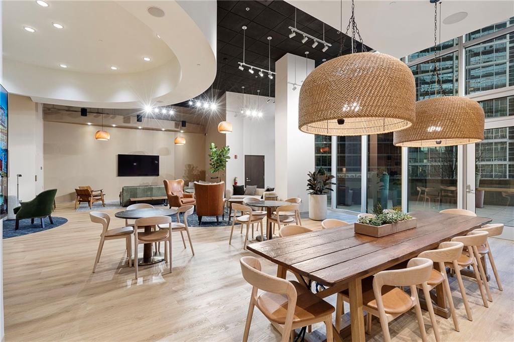 1080 Peachtree Street NE Unit 1102