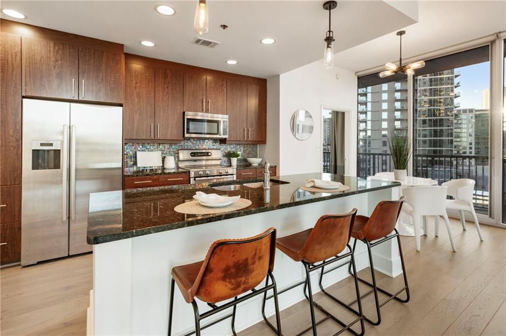 1080 Peachtree Street NE Unit 1102