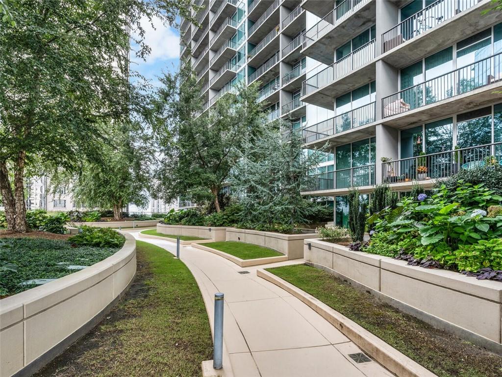 1080 Peachtree Street NE Unit 1102