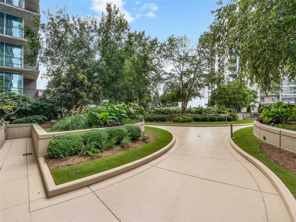 1080 Peachtree Street NE Unit 1102