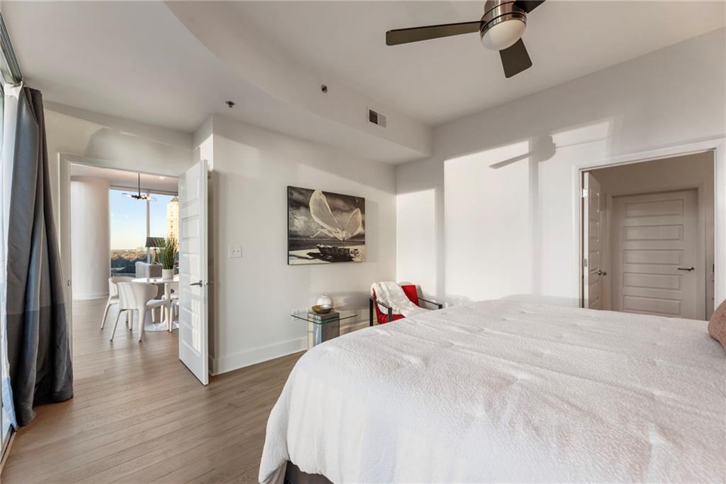 1080 Peachtree Street NE Unit 1102