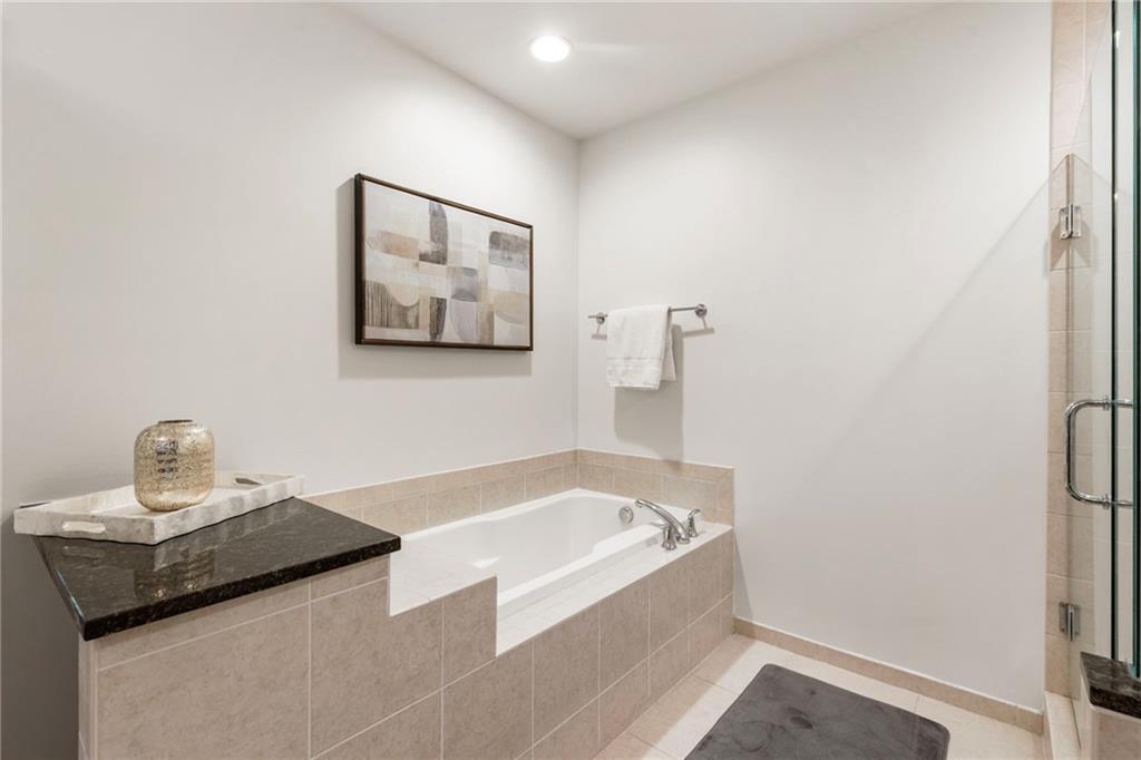 1080 Peachtree Street NE Unit 1102