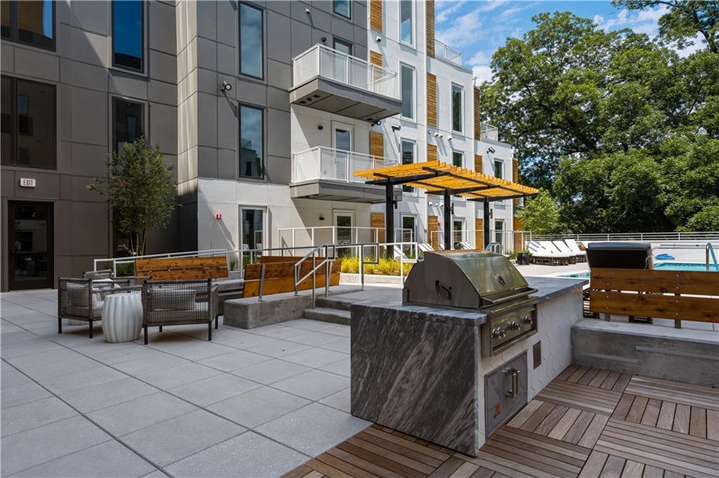 775 Juniper Street NE Unit 404