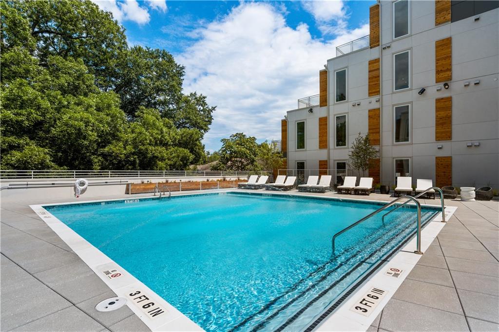 775 Juniper Street NE Unit 404