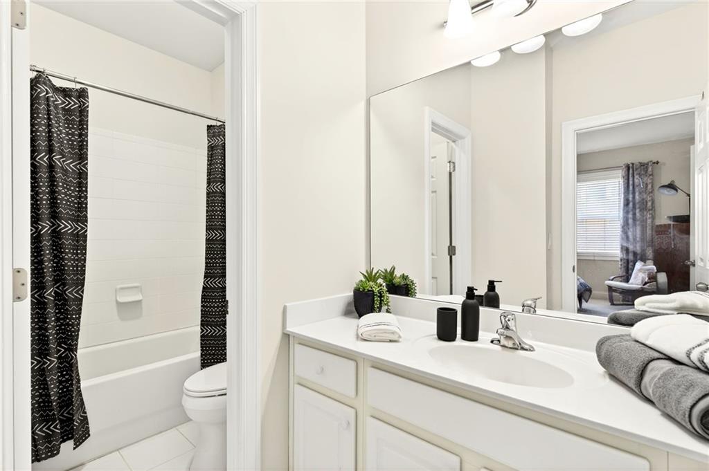 1603 Rivergreen Court SE Unit 20