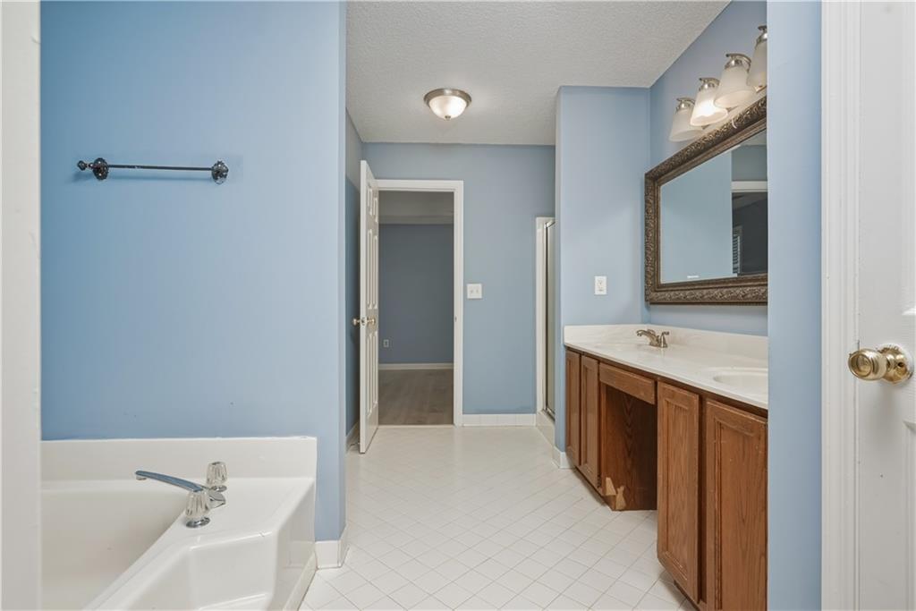 4110 Poplar Trail