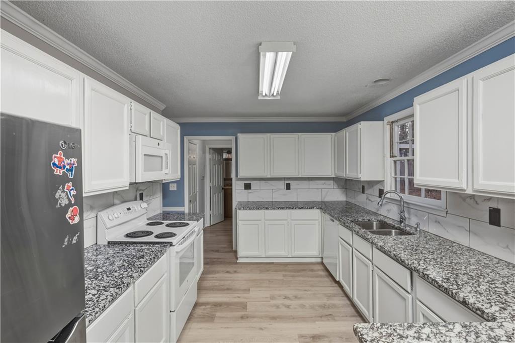 4110 Poplar Trail