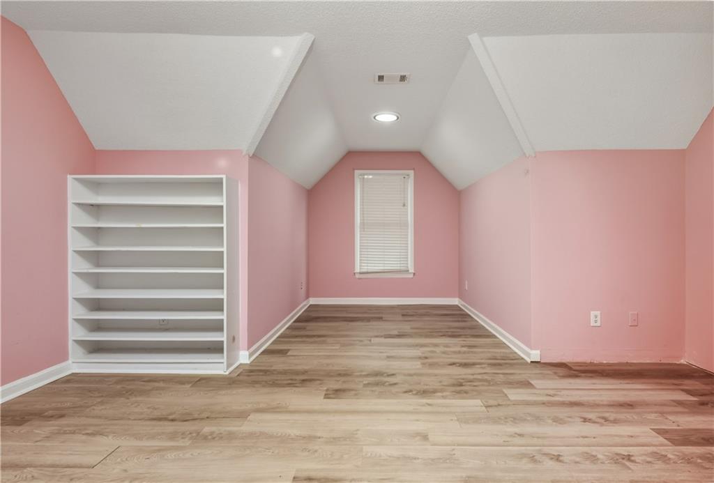 4110 Poplar Trail