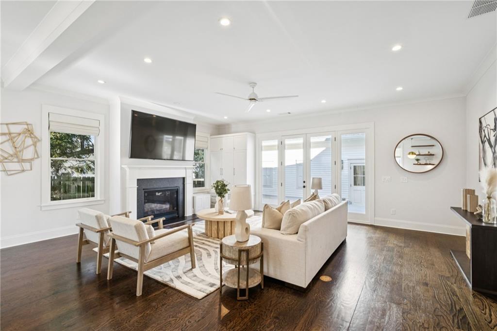 216 Haralson Lane NE