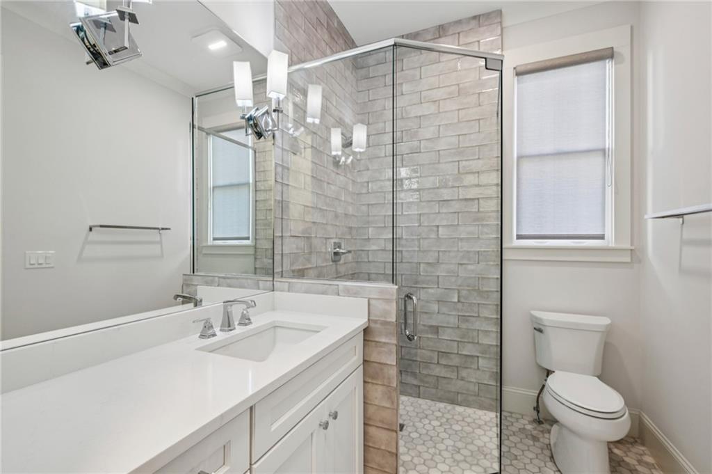 216 Haralson Lane NE