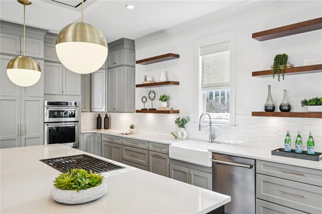 216 Haralson Lane NE