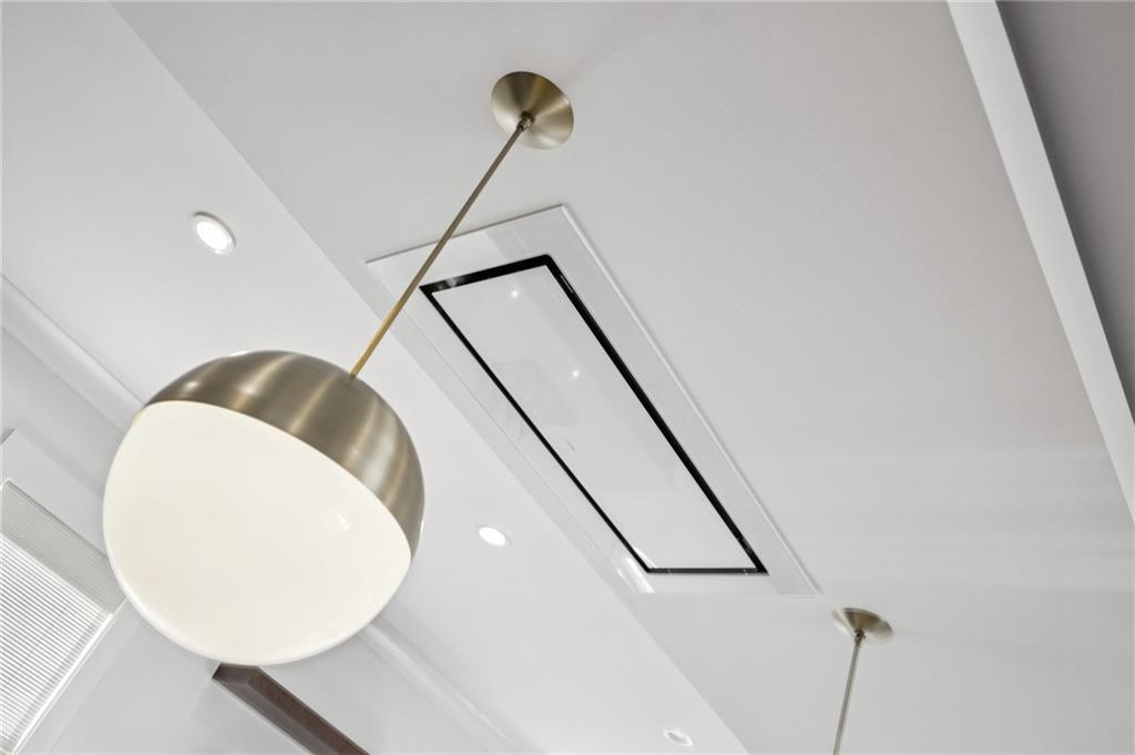 216 Haralson Lane NE