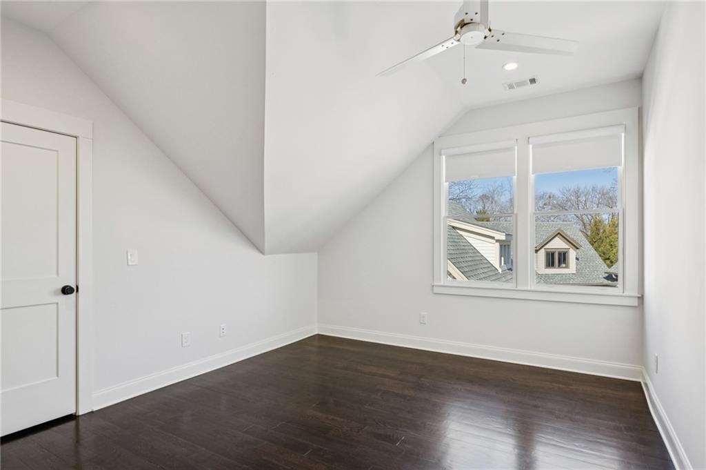 216 Haralson Lane NE