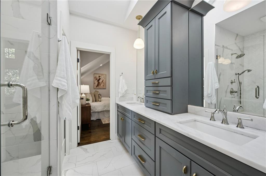 216 Haralson Lane NE