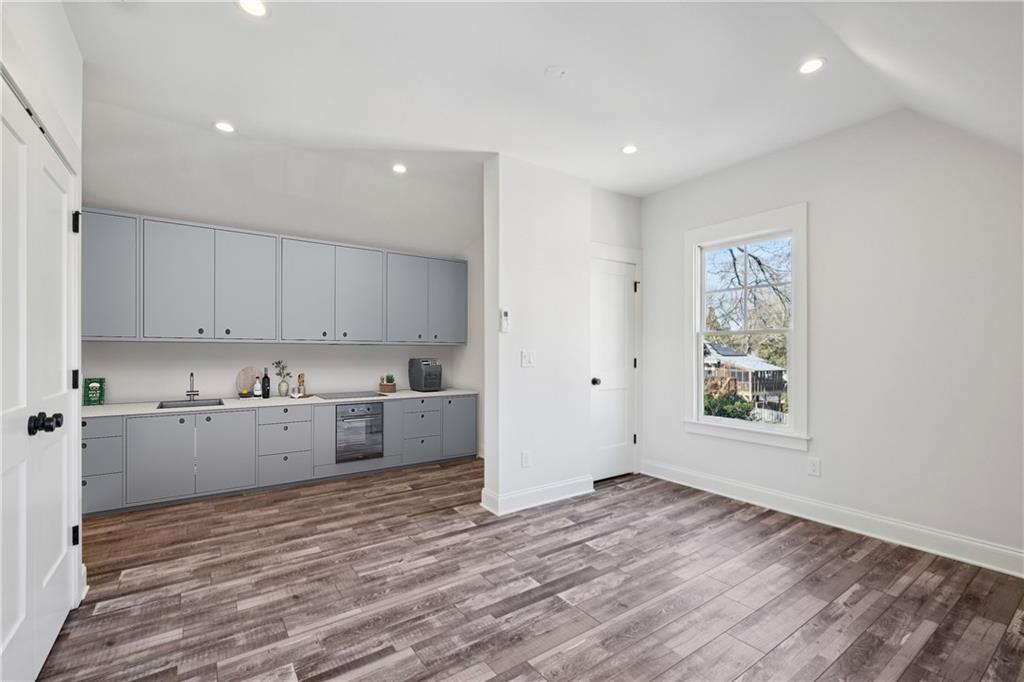 216 Haralson Lane NE