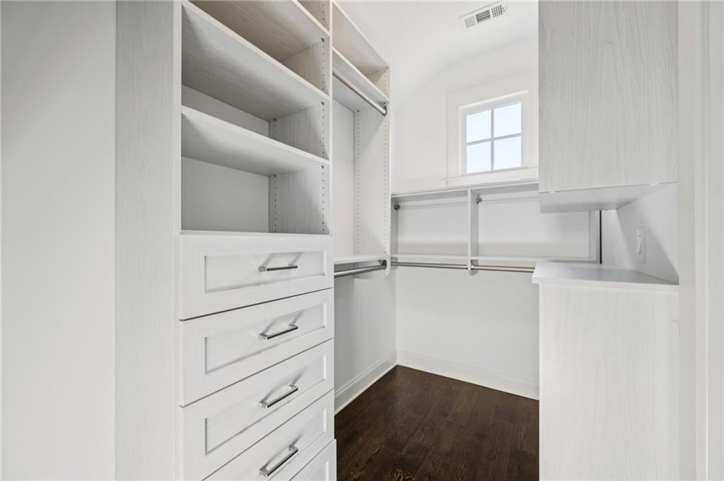 216 Haralson Lane NE