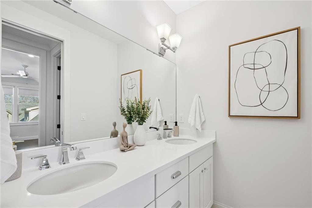 216 Haralson Lane NE