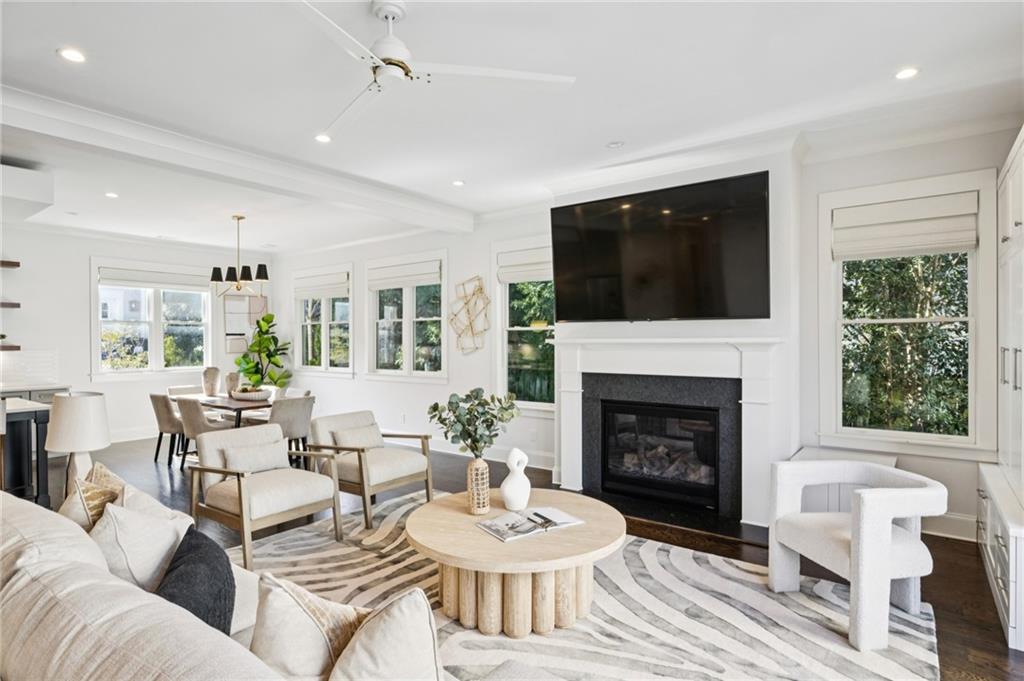 216 Haralson Lane NE