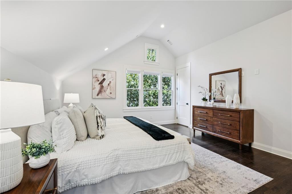 216 Haralson Lane NE