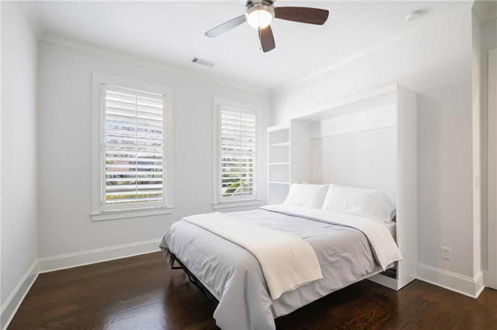 216 Haralson Lane NE