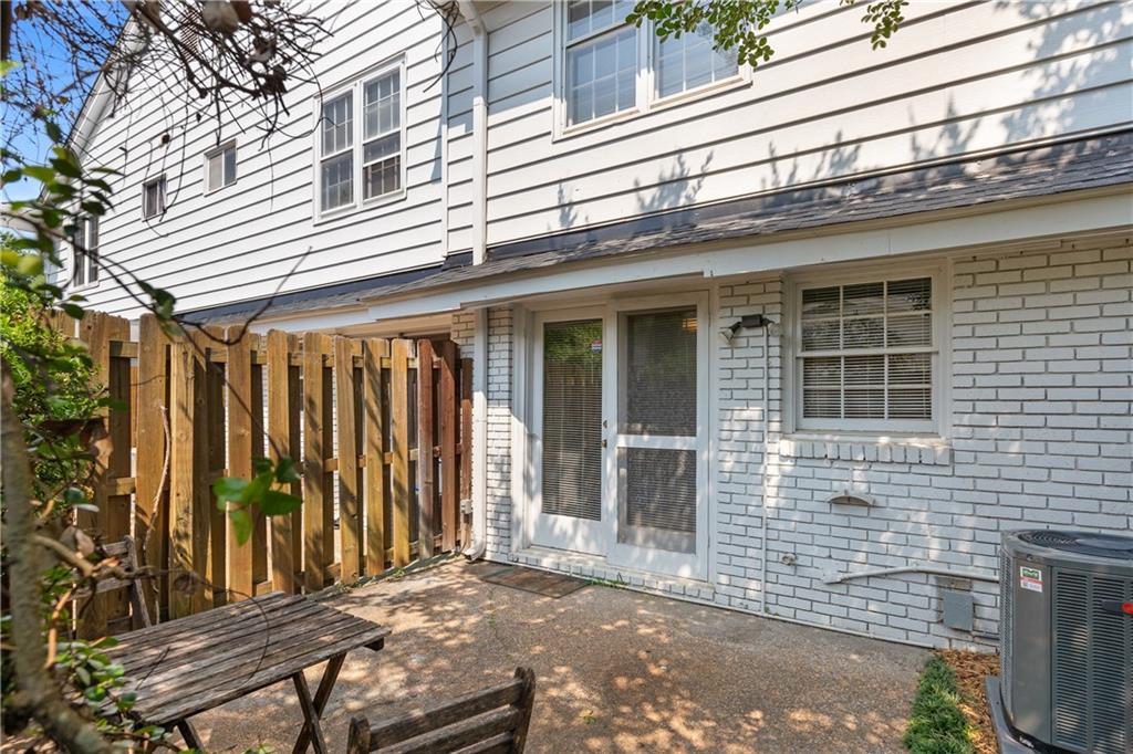 136 Peachtree Memorial Drive NW Unit CT-6