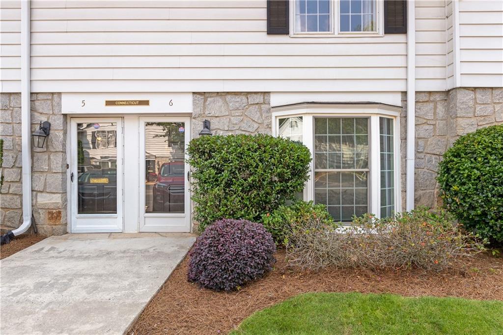 136 Peachtree Memorial Drive NW Unit CT-6