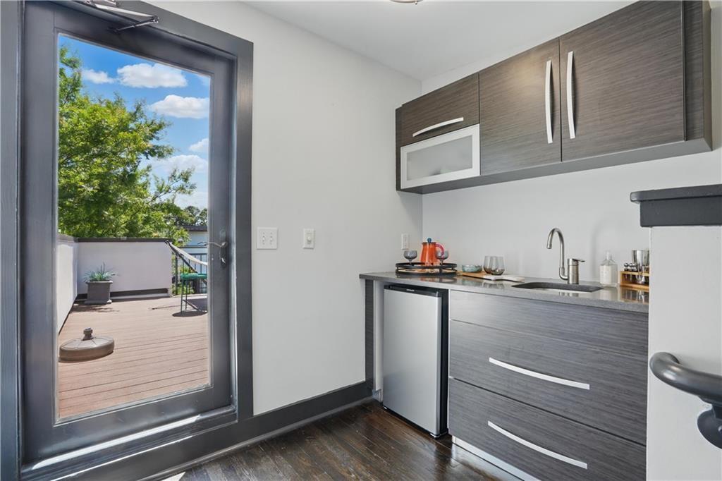 1300 Dekalb Avenue NE Unit 731