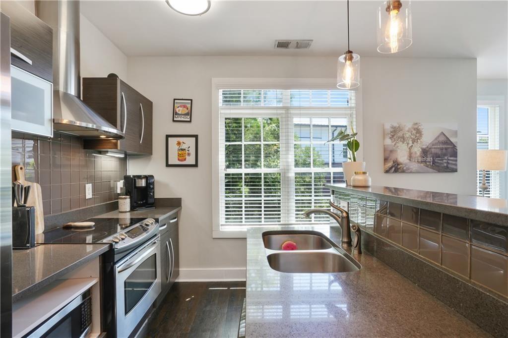 1300 Dekalb Avenue NE Unit 731
