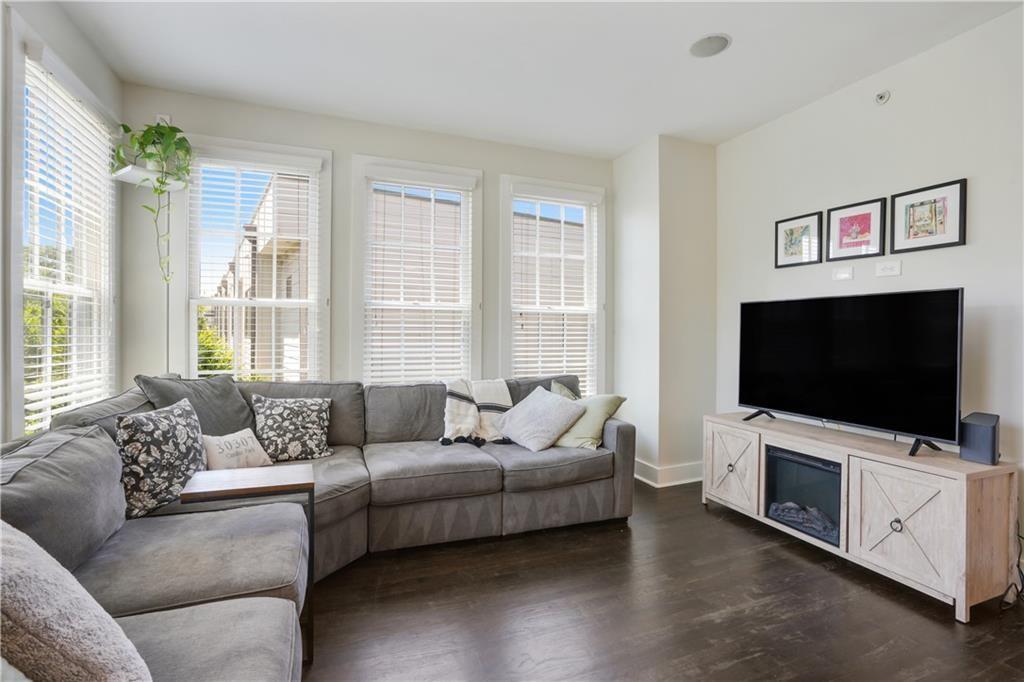 1300 Dekalb Avenue NE Unit 731
