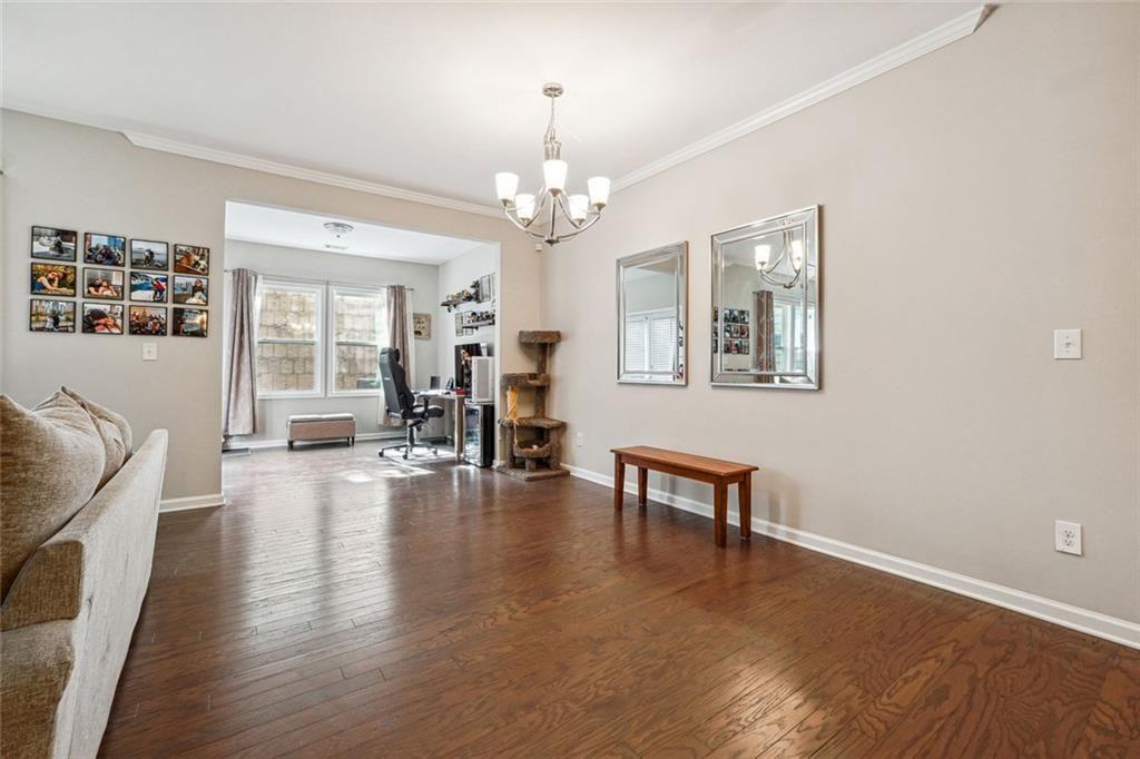 1616 Lansing Bluff Walk