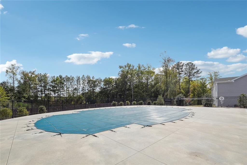 1616 Lansing Bluff Walk